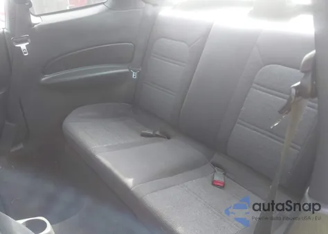 2000 Ford Escort Zx2 from USA, damaged, VIN 3FAKP1135YR255702